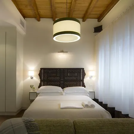 Apartman La Gensola In Trastevere Róma